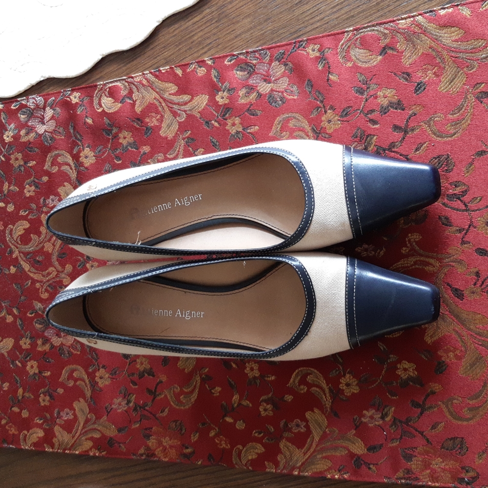 Navy and cream spectator pumps